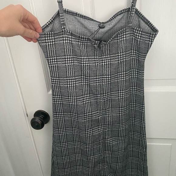 Plaid dress from revolve - Picture 6 of 7